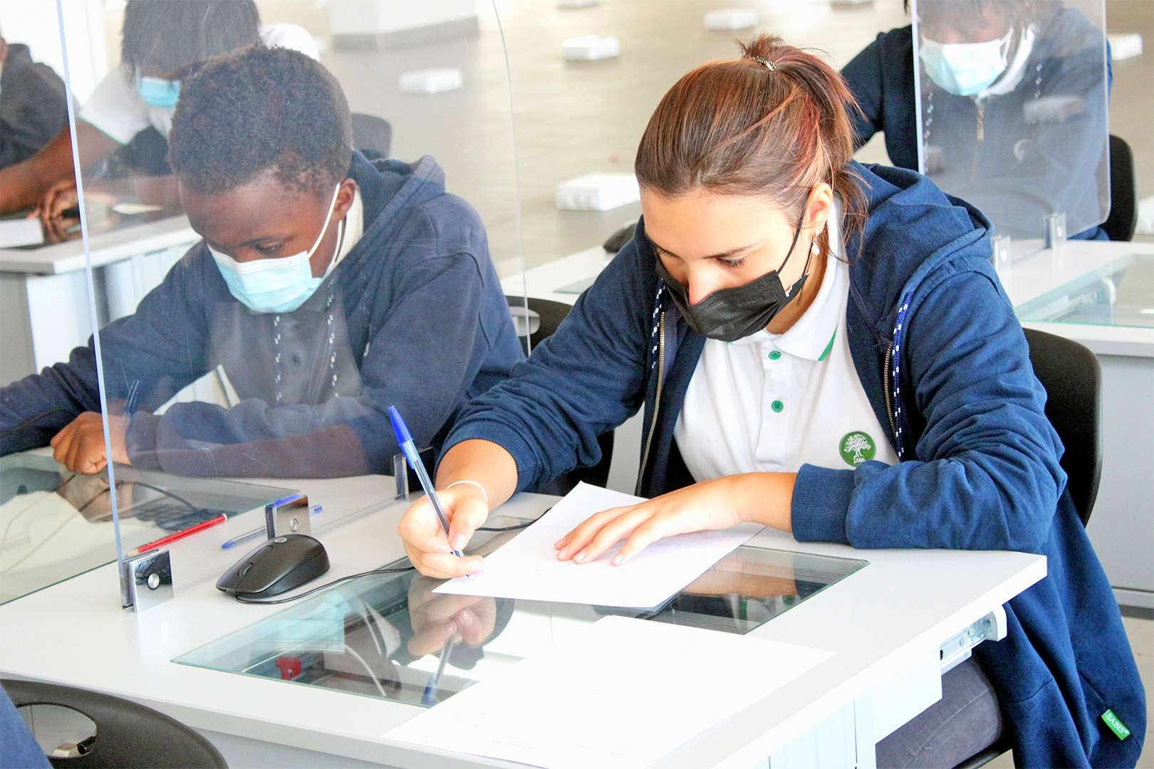 SABIS® Runda Grade 10 Students Achieve Outstanding Results in IGCSE Exams
